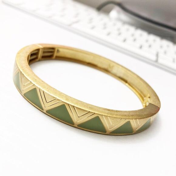 Lia Sophia On Point & Bolt Bangle Bracelet Set - Picture 4 of 10